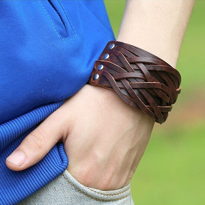 pulsera piel gruesa trenzada accesorios-alternativos-para-hombres-moda-mexicana-pulseras-fashion-men-joyeria-mexico-jewerly-for-men-acero-inoxidable-masculino
