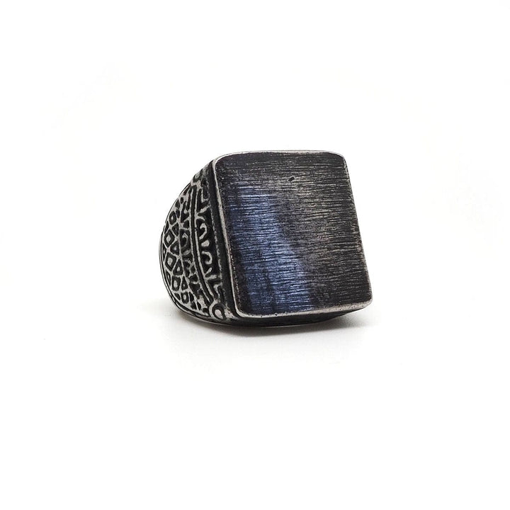 CimarroneAMX 7 Anillo Ancient Cuadrado con Grabado