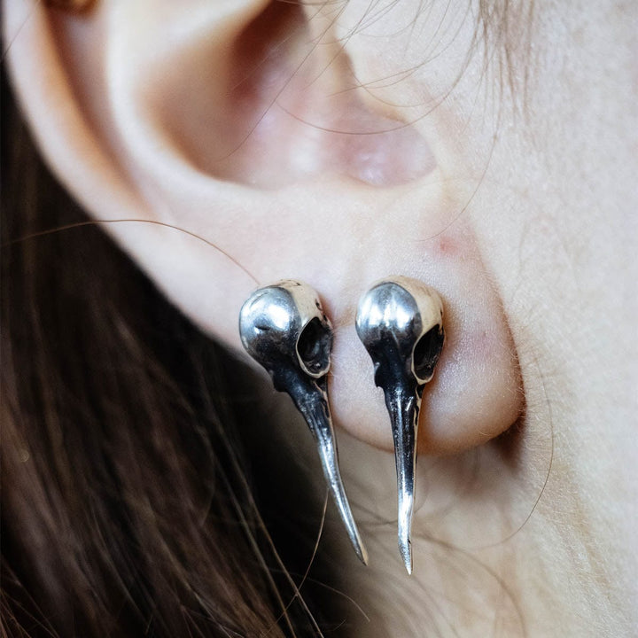 CimarroneAMX Plateado Aretes cráneo de colibrí