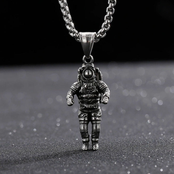 CimarroneAMX Plateado Collar Astronauta