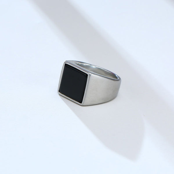 Anillo Cuadrado satinado Marco fino