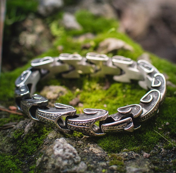 pulsera serpiente antigua broche en cabeza acero inoxidable eslabones con textura
